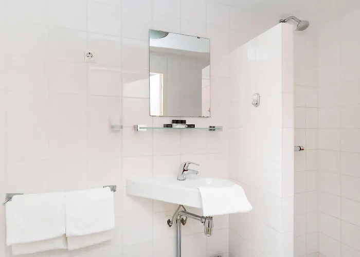 Hotell Lange Mare 3*